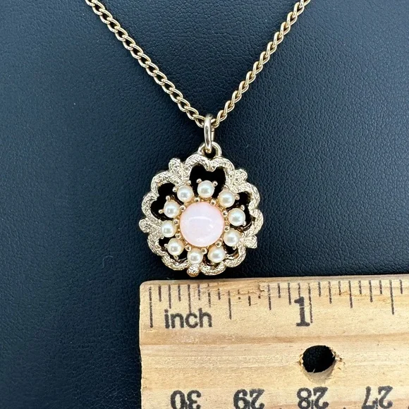 VINTAGE SIGNED SARAH COVENTRY SWEET FLOWER PENDANT NECKLACE - Picture 6 of 10